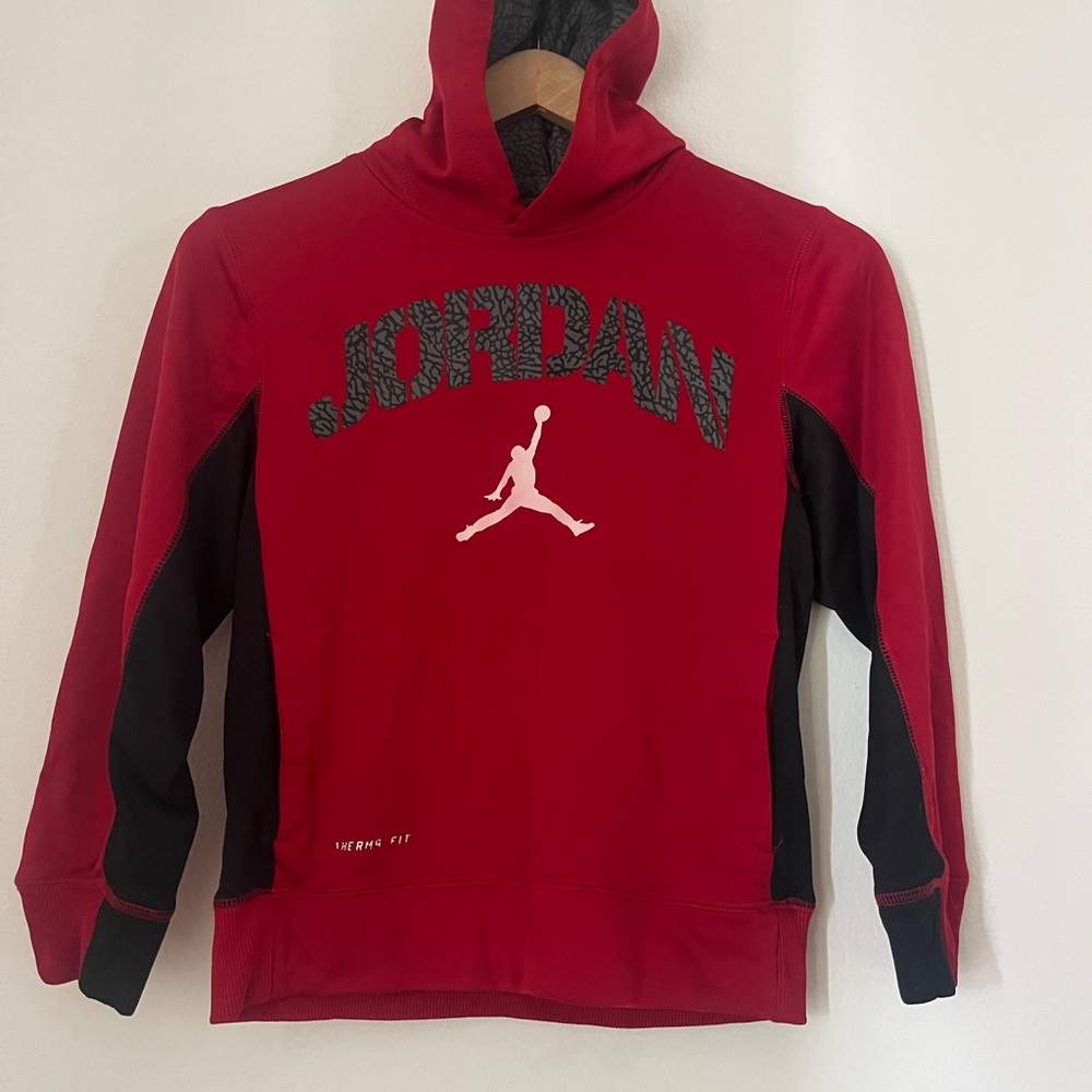 Boys Nike Jordan Red Hoodie size M 10/12
